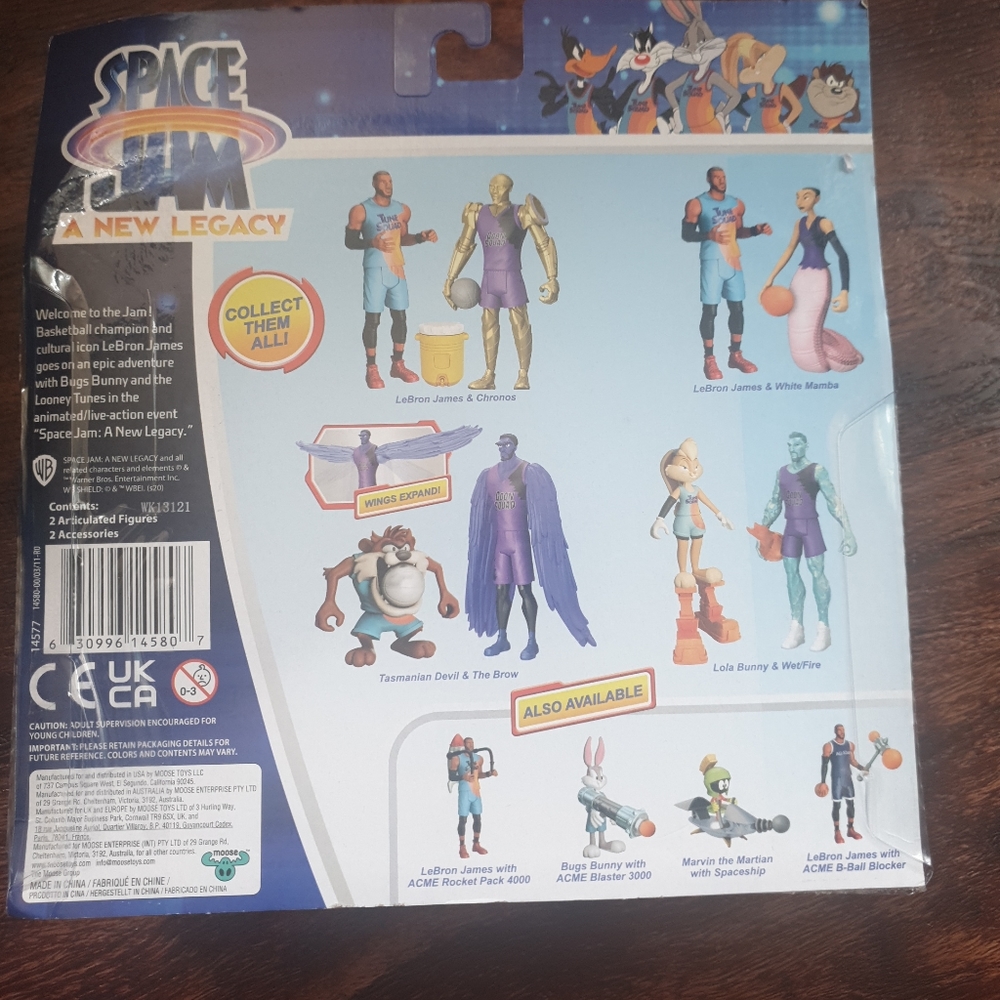 SPACE JAM A New Legacy LEBRON JAMES Robin BUGS BUN